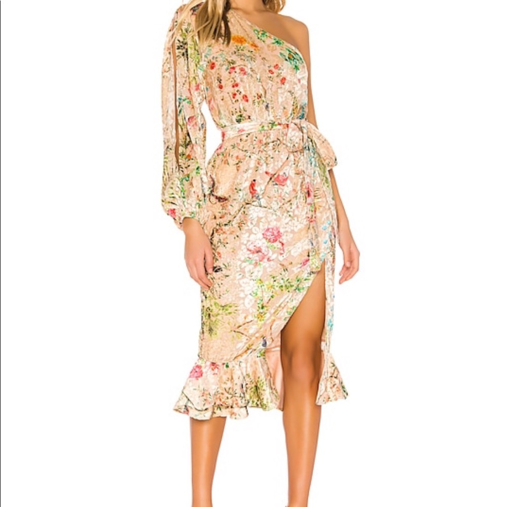 ISO!!! HEMANT & NANDITA VEENA DRESS IN XS